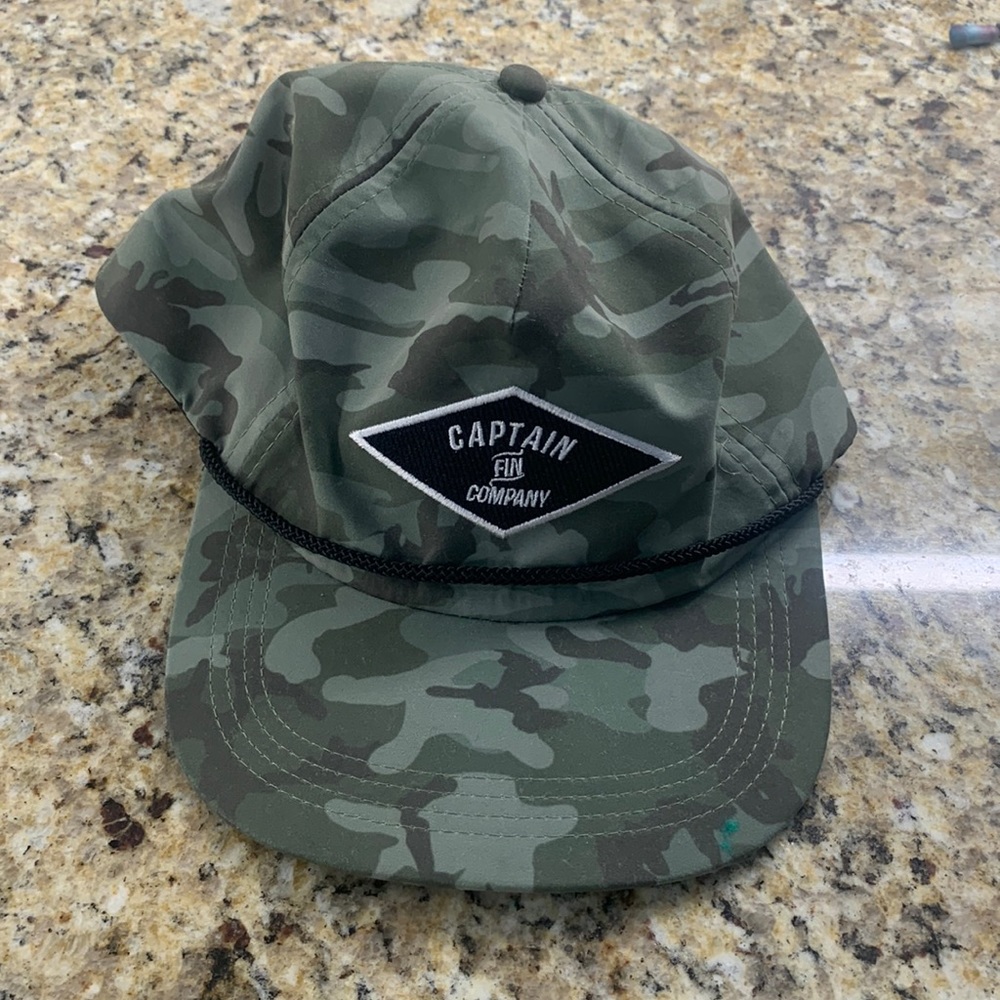 Captain fin company camp hat.  Never worn.  Adjustable.